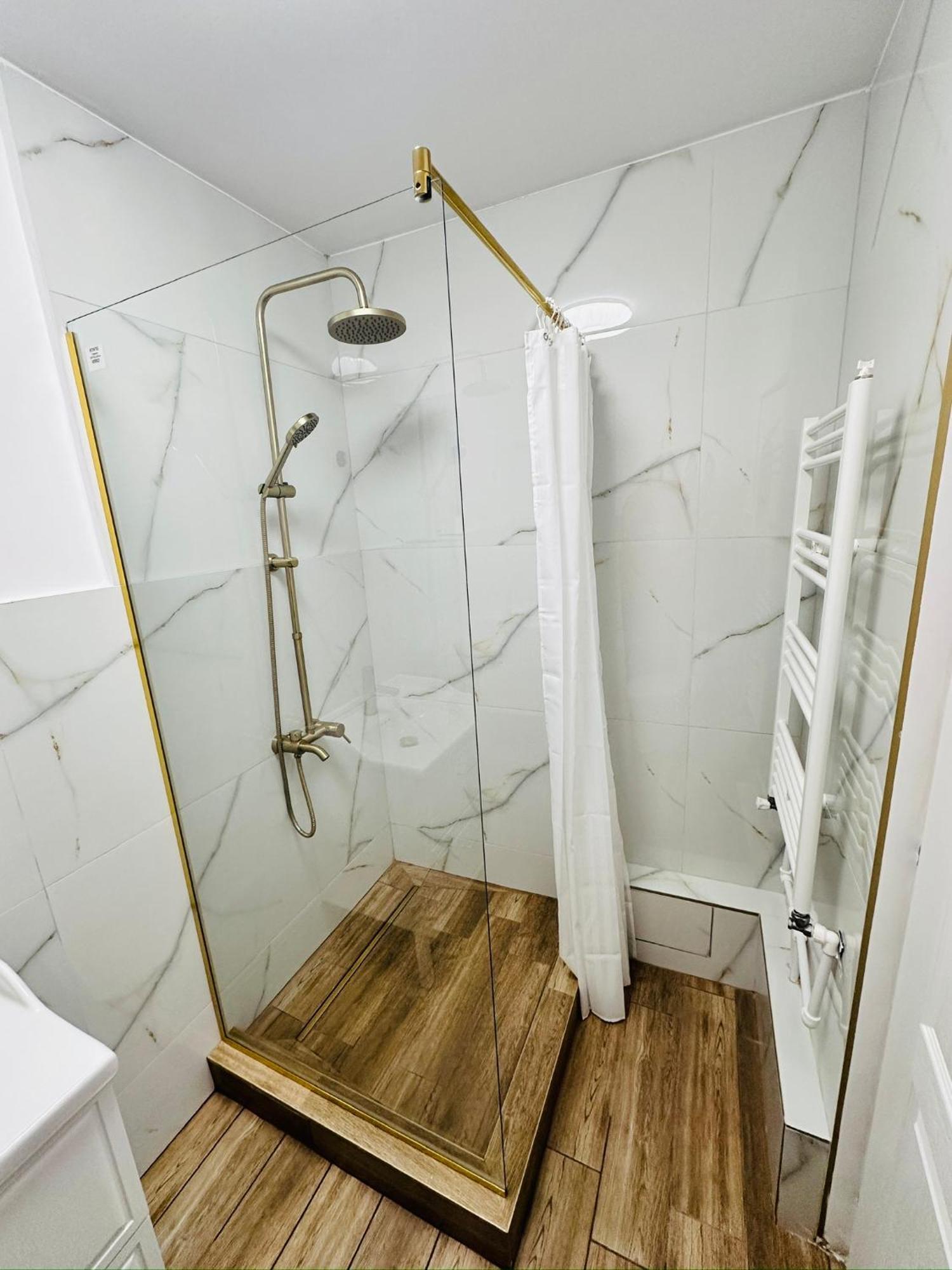 Dream Rooms Хунедоара Екстериор снимка